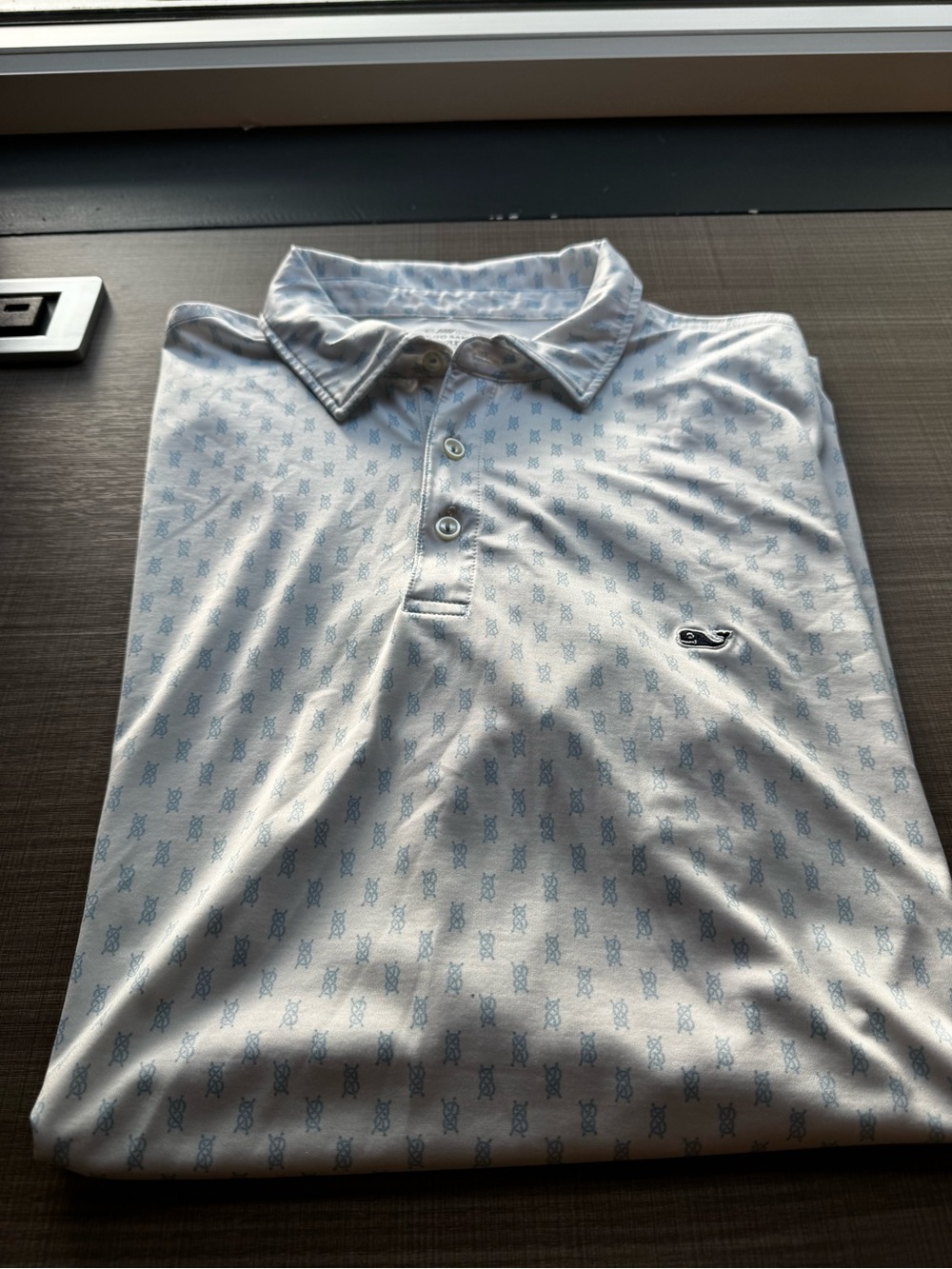 Vineyard Vines Performance Men’s White Polo with Light Blue Micro-Print - Picture 4 of 6